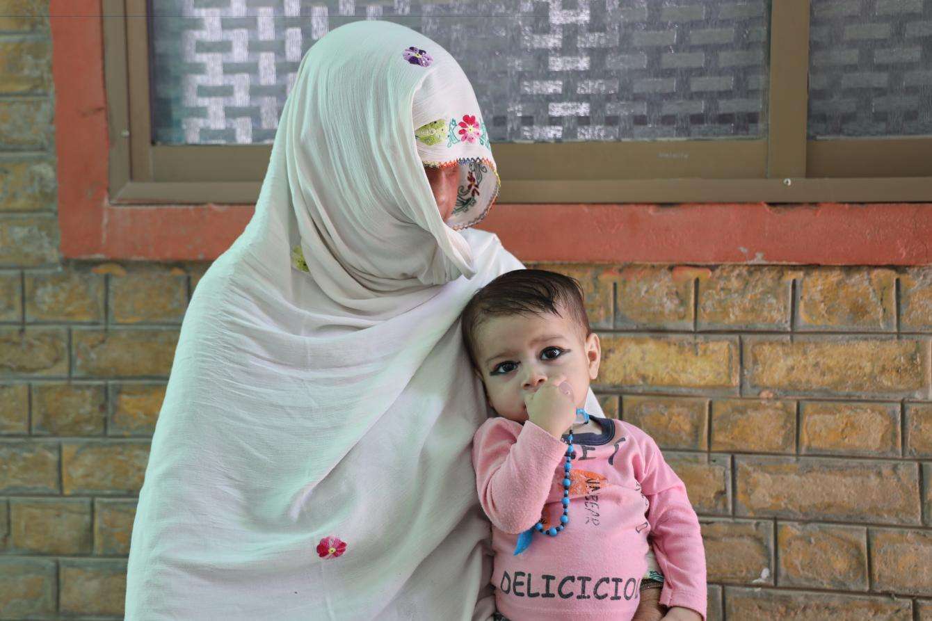 A woman and her son at the MSF facility in Chaman, Balochistan, Pakistan